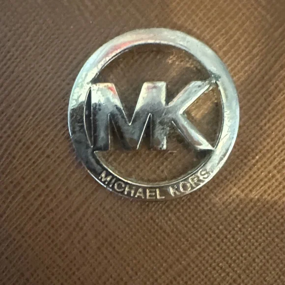 Michael Kors Brown Wallet with Gold Zipper - Picture 6 of 6